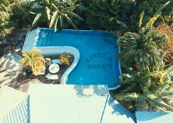 Little Savoy Guest House New